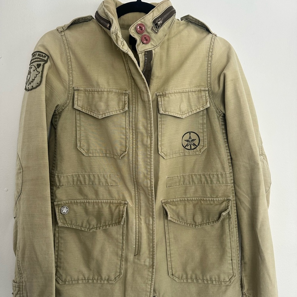 Shephard Fairey OBEY Jacket - Make love not war